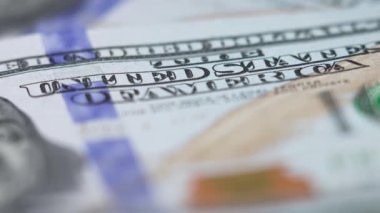 ABD para birimi: 100 dolarlık banknotlara yakın çekim, yavaş çekim