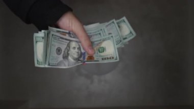 Amerikan para biriminin yavaş çekim videosu - dolar