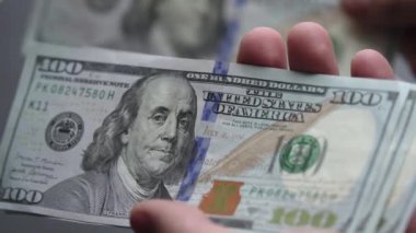 Amerikan para biriminin yavaş çekim videosu - dolar