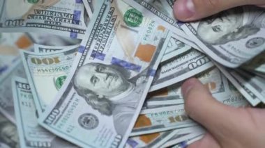 Amerikan para biriminin yavaş çekim videosu - dolar
