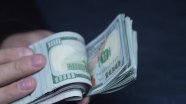 Amerikan para biriminin yavaş çekim videosu - dolar