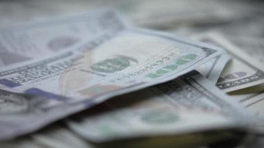 100 dolarlık banknotlar - ABD para birimi