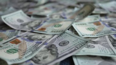 Para - 100 dolarlık Amerikan para birimi