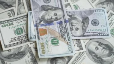 Para - 100 dolarlık Amerikan para birimi