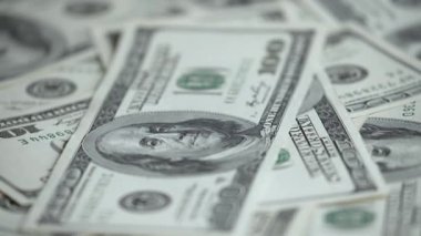 Para - 100 dolarlık Amerikan para birimi