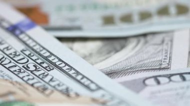 Para - 100 dolarlık Amerikan para birimi