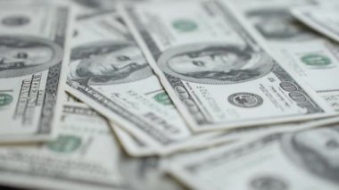 ABD para birimi: 100 dolarlık banknotlara yakın çekim