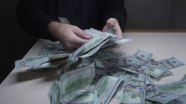 100 dolarlık banknotlar - ABD para birimi