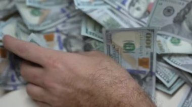 100 dolarlık banknotlar - ABD para birimi