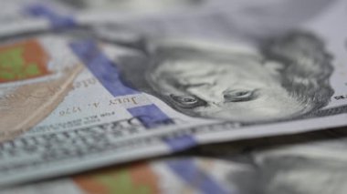 ABD para birimi: 100 dolarlık banknotlara yakın çekim