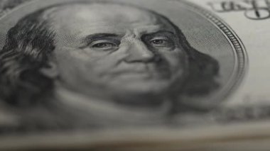 ABD para birimi: 100 dolarlık banknotlara yakın çekim