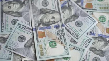 ABD para birimi: 100 dolarlık banknotlara yakın çekim