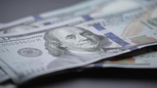 Amerikaanse Valuta Close Van Biljetten Van Honderd Dollar — Stockvideo