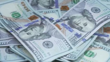 100 dolarlık banknotlar - ABD para birimi