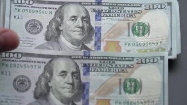 100 dolarlık banknotlar - ABD para birimi