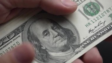 100 dolarlık banknotlar - ABD para birimi