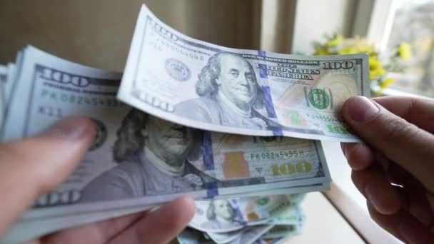 Gros Plan Sur Monnaie Américaine Billets Cent Dollars — Video