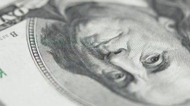Para - 100 dolarlık Amerikan para birimi