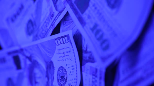 Вертикальное Видео Американской Валюты Доллары — стоковое видео