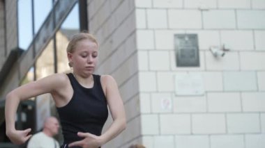 KYIV, UKRAINE ECTOBER 13, 2024: Ukrayna, Kyiv 'de sokak kavgası