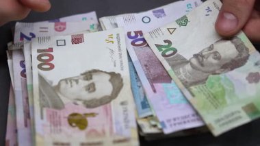 Hryvnia - Ukrayna 'nın ulusal para birimi, yakın plan.