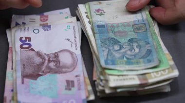 Ukrayna para birimi Hryvnia 'nın dikey videosu