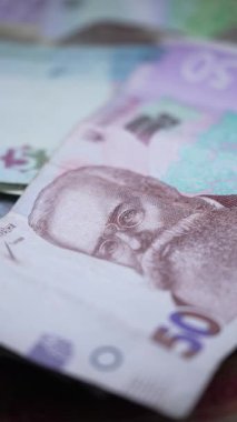 Ukrayna para birimi Hryvnia 'nın dikey videosu