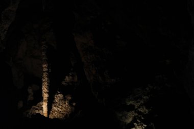 Tayland şehrinin mağarası