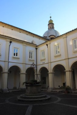 Chiesa di chichiesa di chichiesa di chichiesa İtalya 'nın Chianti şehrinde güzel bir şehir.