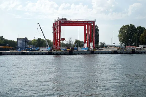 Equipo Para Descarga Carga Buques Buques Cisterna Puerto Gdansk Río — Foto de Stock