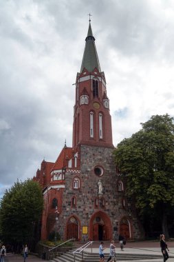 Baltık Denizi kıyısındaki Sopot kentindeki St. Jerzego Kilisesi. Polonya.