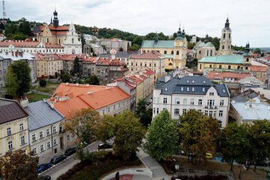 Alet müzesinin gözlem güvertesinden Przemysl 'in görüntüsü. Polonya.  