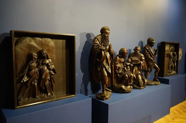 Estatuas Antiguas Talladas Madera Museo Nacional Gdansk — Foto de Stock