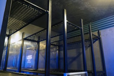 Gdynia 'daki Göçmenlik Müzesi' nde eski bir Polonyalı yolcu gemisinin yeniden inşası.               