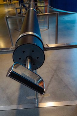 Varşova 'daki Kopernik Bilim Merkezi' nde yapılan ses ve diğer fiziksel deneylerle ilgili bilimsel kurulum. Polonya