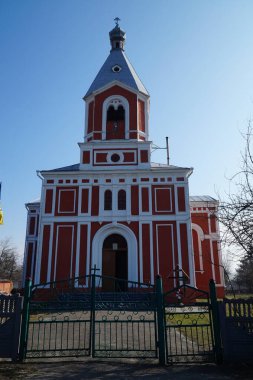Kholodny Yar 'daki antik ahşap Ortodoks kilisesi. Ukrayna.