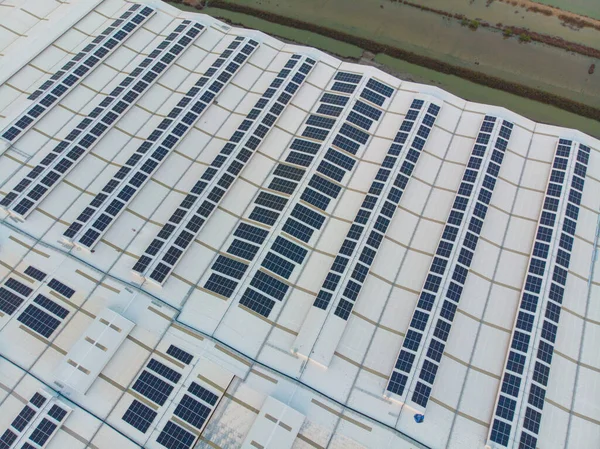 Instalace Solárního Panelu Střeše Leteckého Pohledu Skladu — Stock fotografie