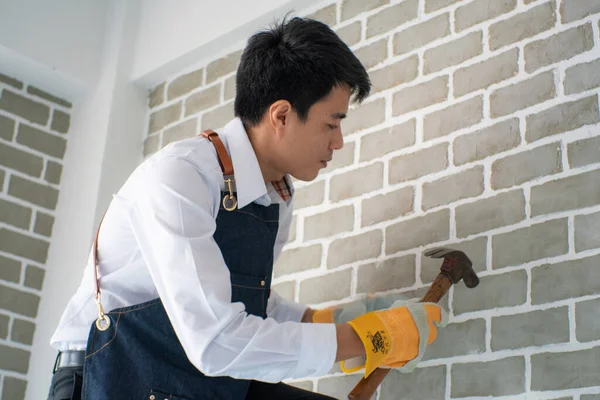 Interior House Working Fix Man Working Wall Room Decorate New — Stock Photo, Image