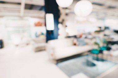 Kanepe ve ev aletleri iş geçmişine sahip bulanık süpermarket