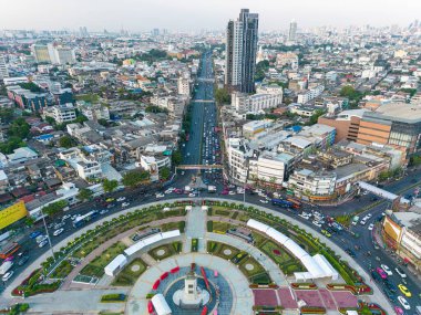 Araç taşımacılığı endüstrisi hava görüşlü kavşak kavşağı kavşağı.