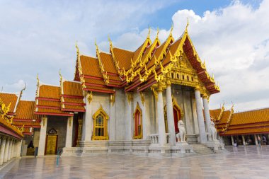 Wat Benchamabophit mermer tapınak eğlence yeri Bangkok Tayland 'a seyahat