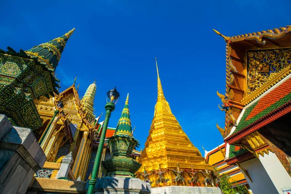 Świątynia Szmaragdowej Buddy Wat Phra Kaew Została Zbudowana Pod Królewskim — Zdjęcie stockowe