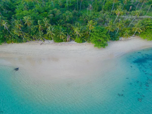 Stock image Aerial view tropical white sand beach wave green tree forest summer vacation background