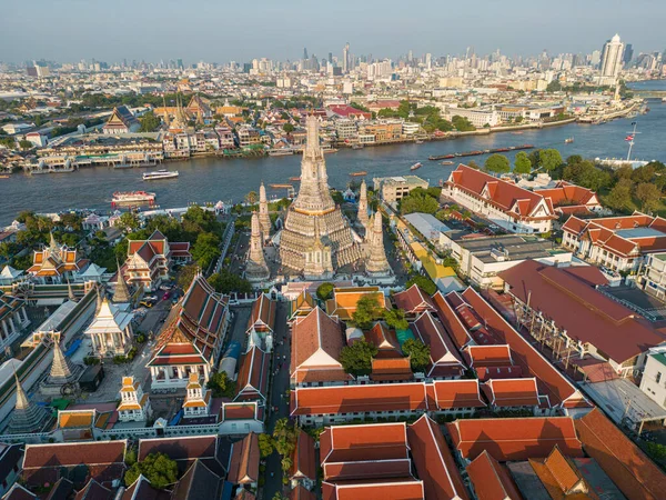 Widok Lotu Ptaka Świątynia Świtu Wat Arun Zachód Słońca Światło — Zdjęcie stockowe