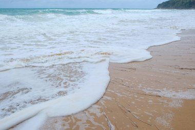 Deniz sahili dalgaları kumsalda büyük dalgalar yaz tatili arka planı