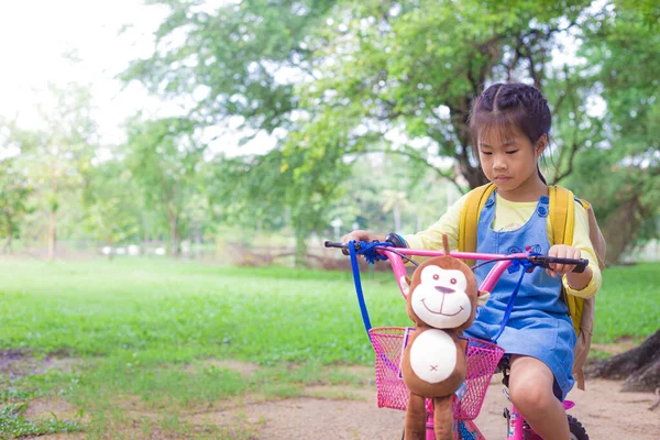 Asian School Girl Enjoying Bicycle Outdoor Park Green Tree Nature — Stock Photo, Image