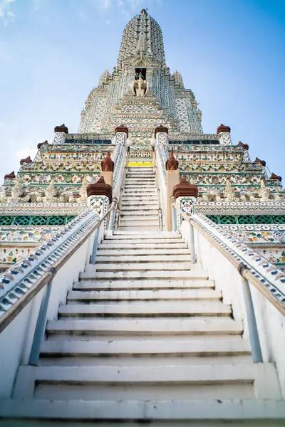 Bangkok Hermoso Wat Arun Emple Amanecer Con Hermoso Cielo Turismo —  Fotos de Stock
