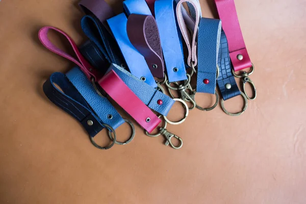 Handmade Colorful Genuine Leather Keychain Craftsmanship Working — Stock Photo, Image