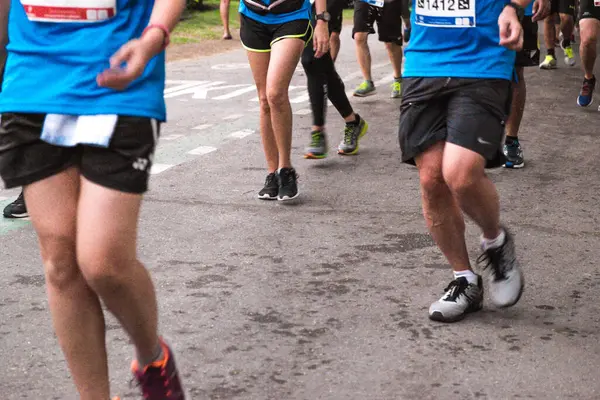 Gruppe Von Menschen Marathonlauf Aktivität Menschen Füße — Stockfoto