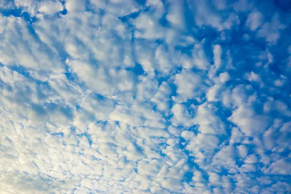 Meist Weiße Wolke Vor Blauem Himmel Natur Hintergrund Abendszene Blick — Stockfoto